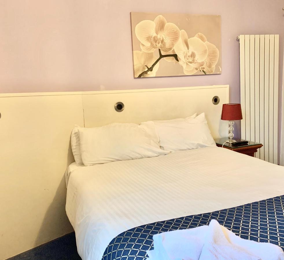 Luton Hotel Residence Екстер'єр фото